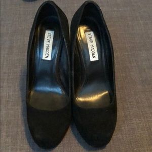 Black suede chunky heel Steve Madden